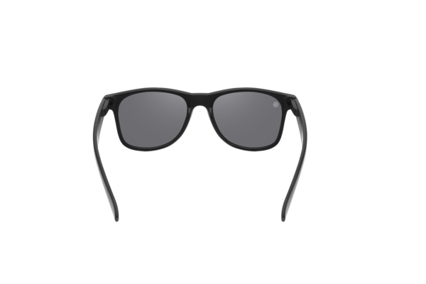9047 - Classic Sunglasses - Image 9